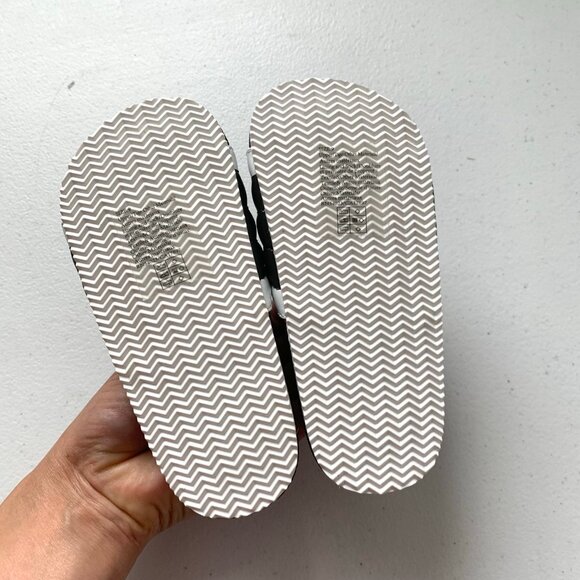 Janie & Jack | Slides Sandals Toddler Size 9 NWOT Never Worn - Picture 3 of 4